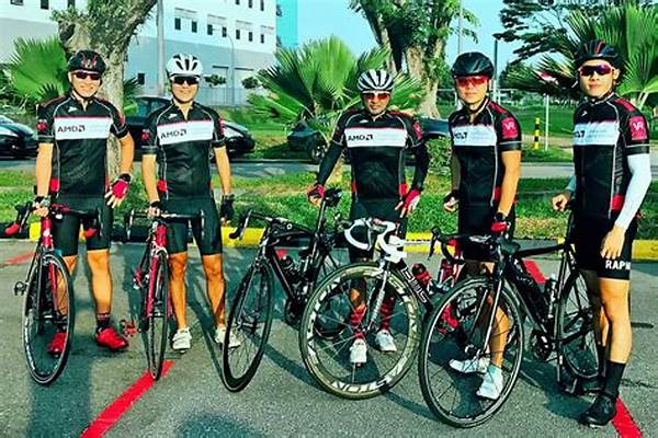 Fostering Camaraderie In Cycling Groups